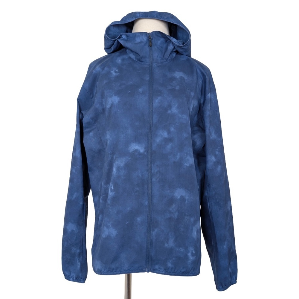 (Free with Purchase) Uniqlo Blue Shell UV Protection Water Repellent Size S